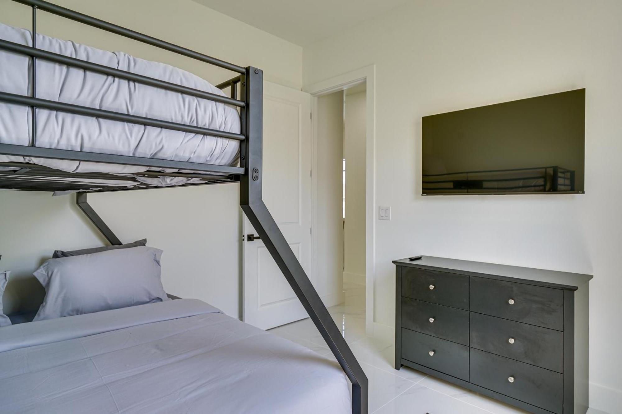 Cape Coral Escape Furnished Lanai And Private Pool! Villa Luaran gambar